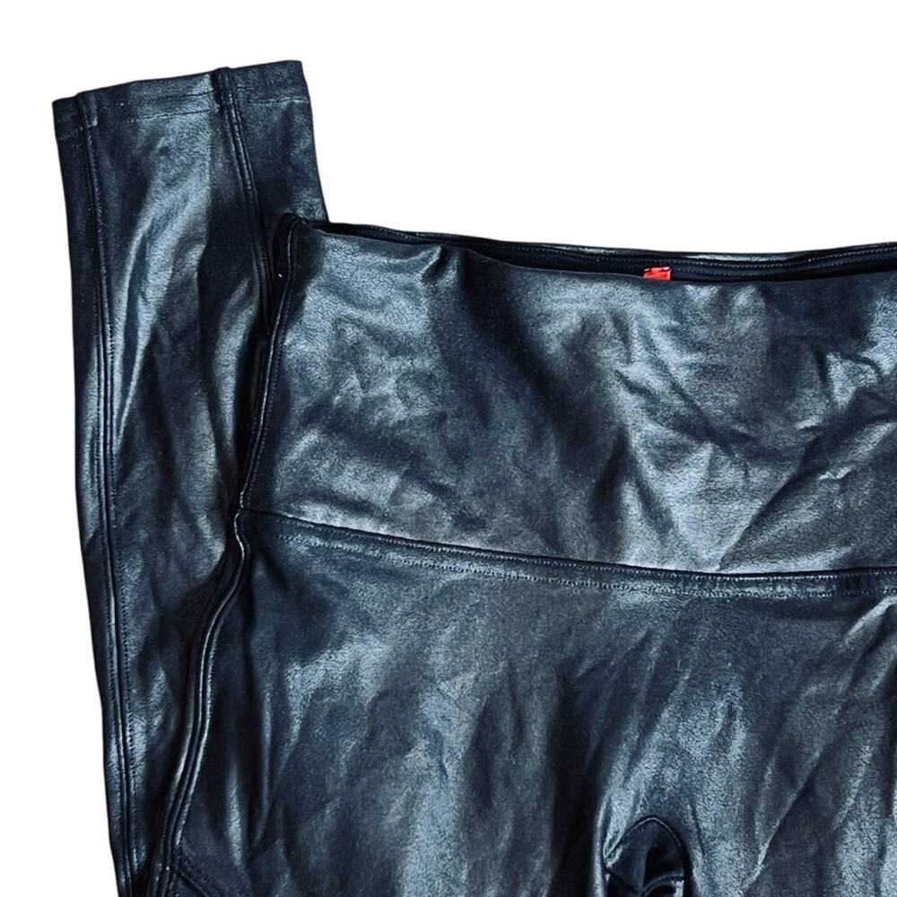 Spanx Women’s Sz M Black Faux Leather Moto Leggings Pants Pull On - Picture 6 of 12